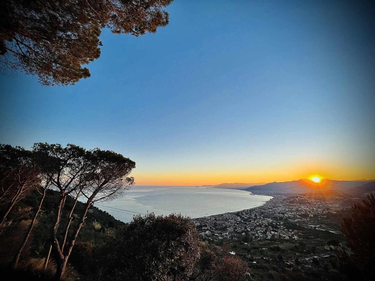Ines Rivieraholiday Albenga Ngoại thất bức ảnh